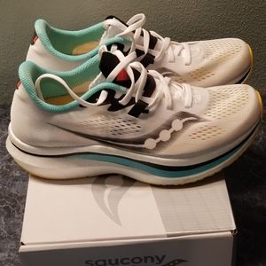 Saucony endorphin pro 2